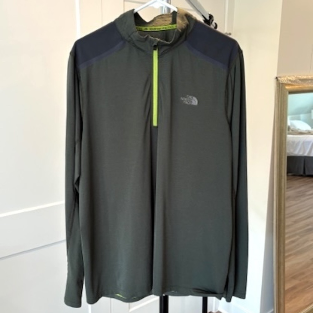 FlashDry-XD 1/4-Zip Pullover - Large (EUC)